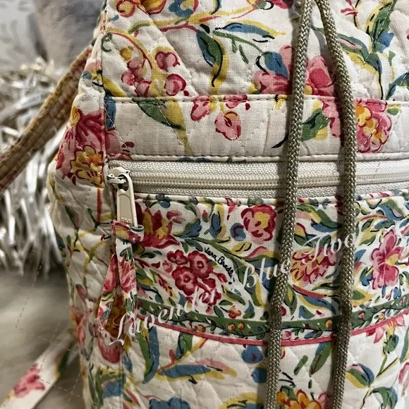 Vintage VERA BRADLEY Perennials 1998  Backpack Sling USA Cream Blue Pink Floral - Picture 3 of 17